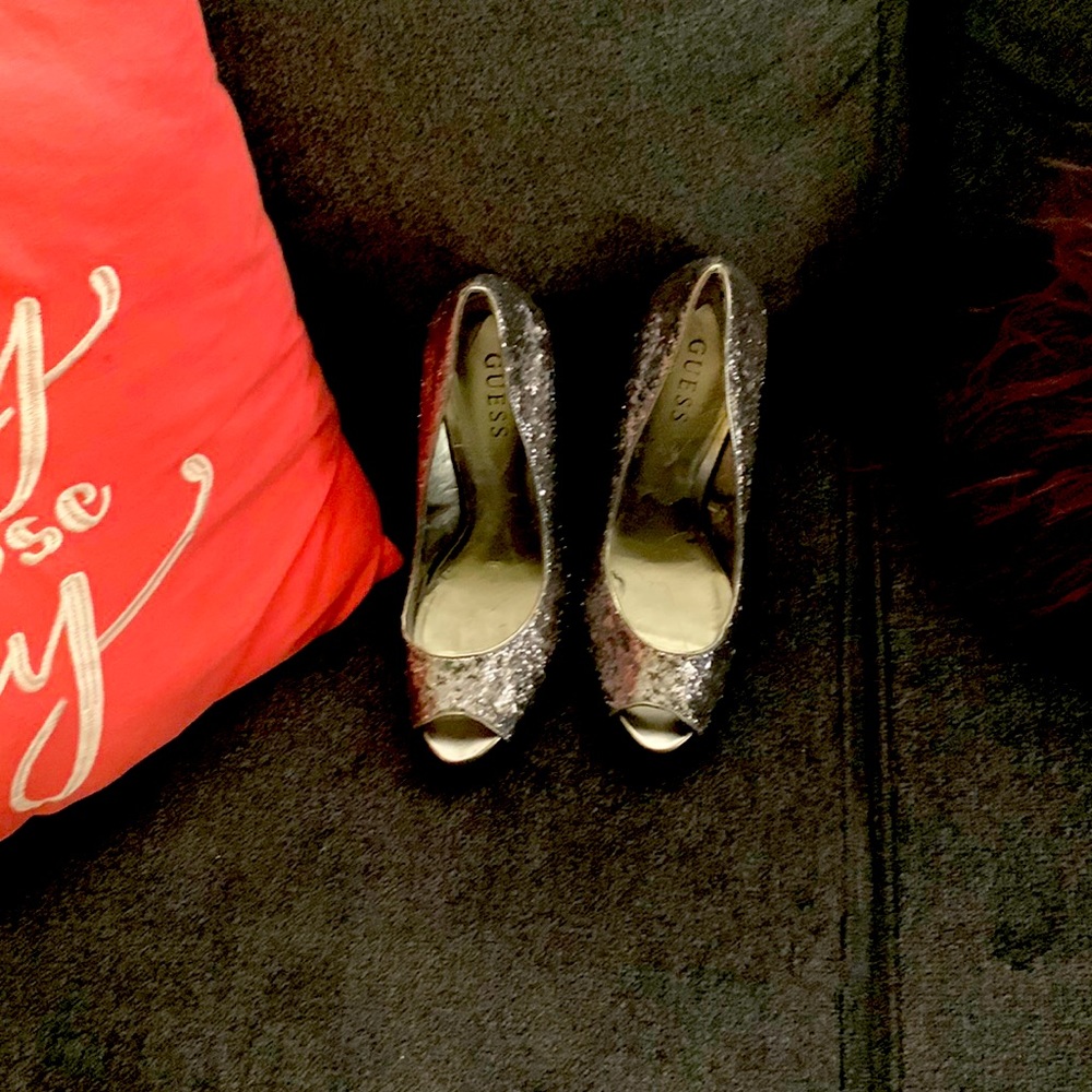 Women’s high heels to go on a date or to the club